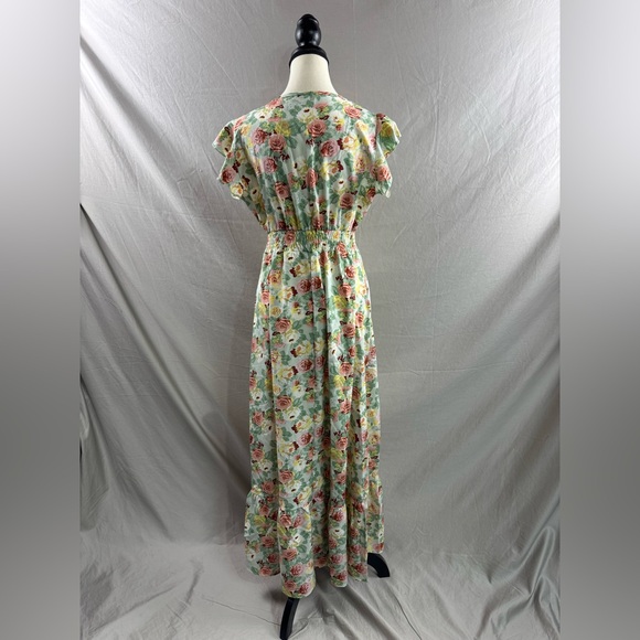 Floral Print Butterfly Sleeve Ruffle Hem Dress - Picture 7 of 7